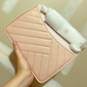 Tory burch crossbody in soft leather